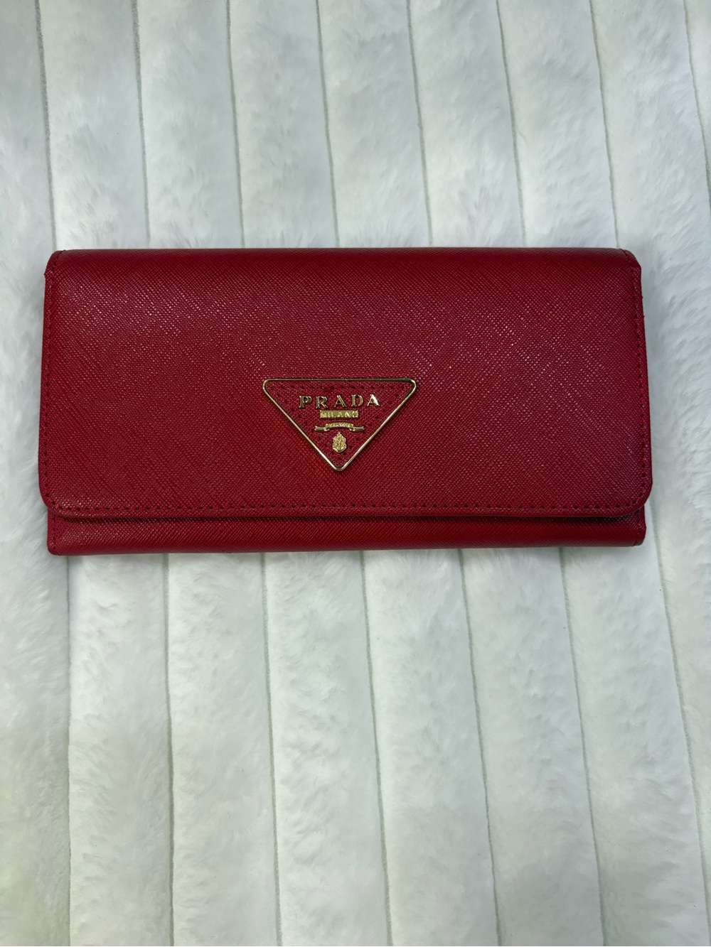 & Other Stories Red Textured Leather Wallet with Gold Triangle Logo